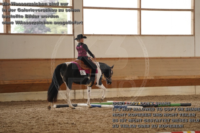 s_A_901645.JPG